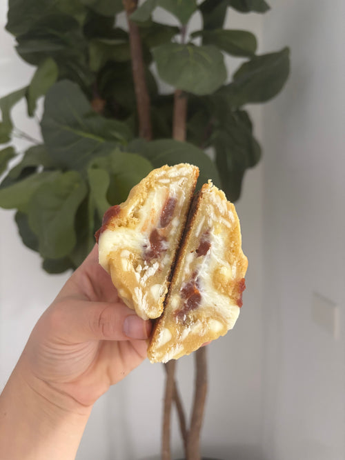 GUAVA CREAM COOKIE